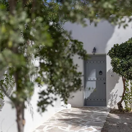 Hotel Naxos Village 3*