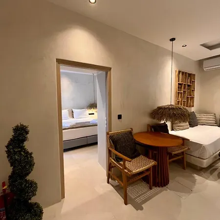 Hotel Naxos Village 3*