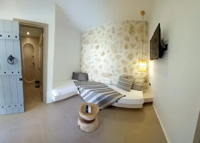 Naxos Village Hotell