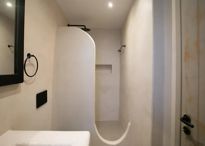 Naxos Village Hotell 3*